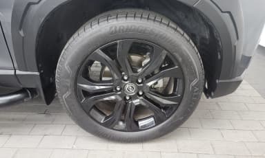 Rexton Sports Khan