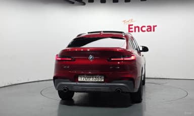 X4 (G02)