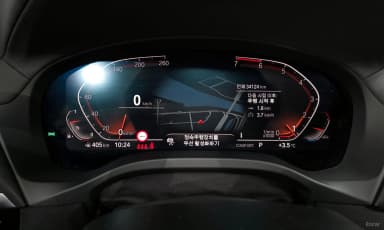 X4 (G02)