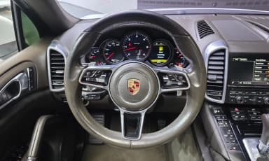 New Cayenne