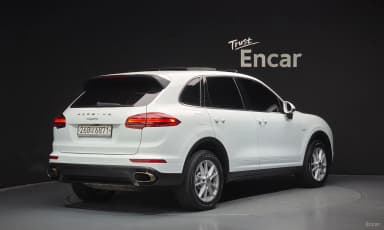 New Cayenne