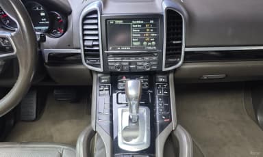 New Cayenne