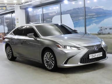 ES300h 7th Generation