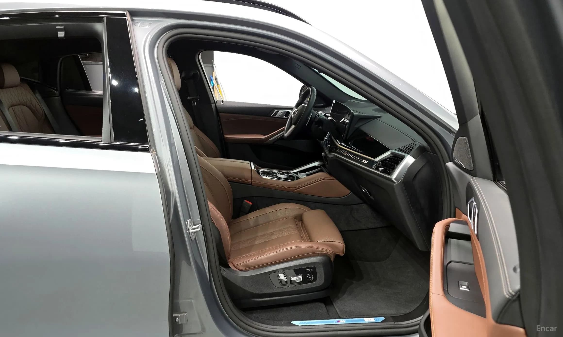 X6 (G06)