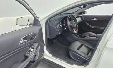 GLA-Class X156