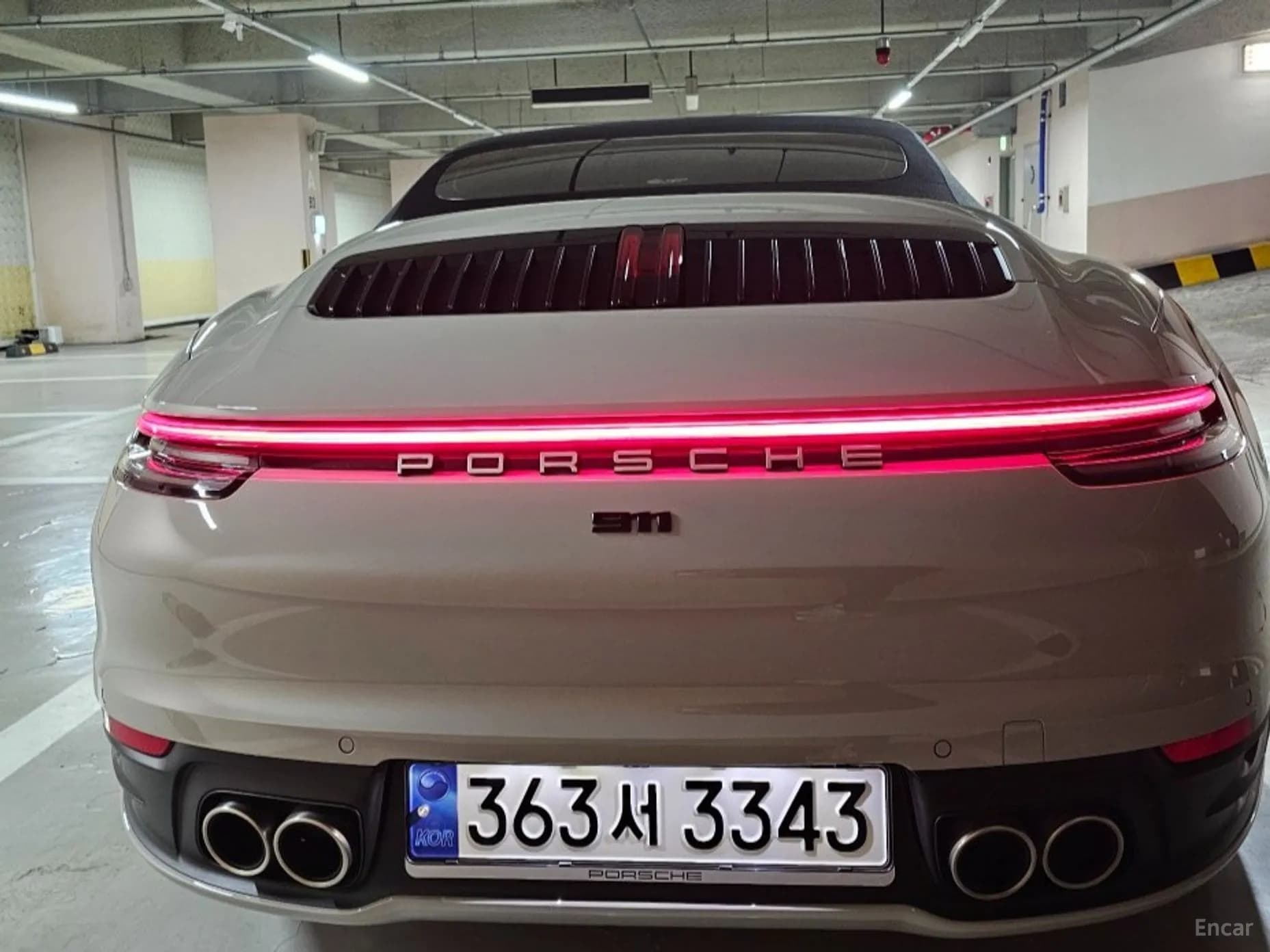 911 (992)