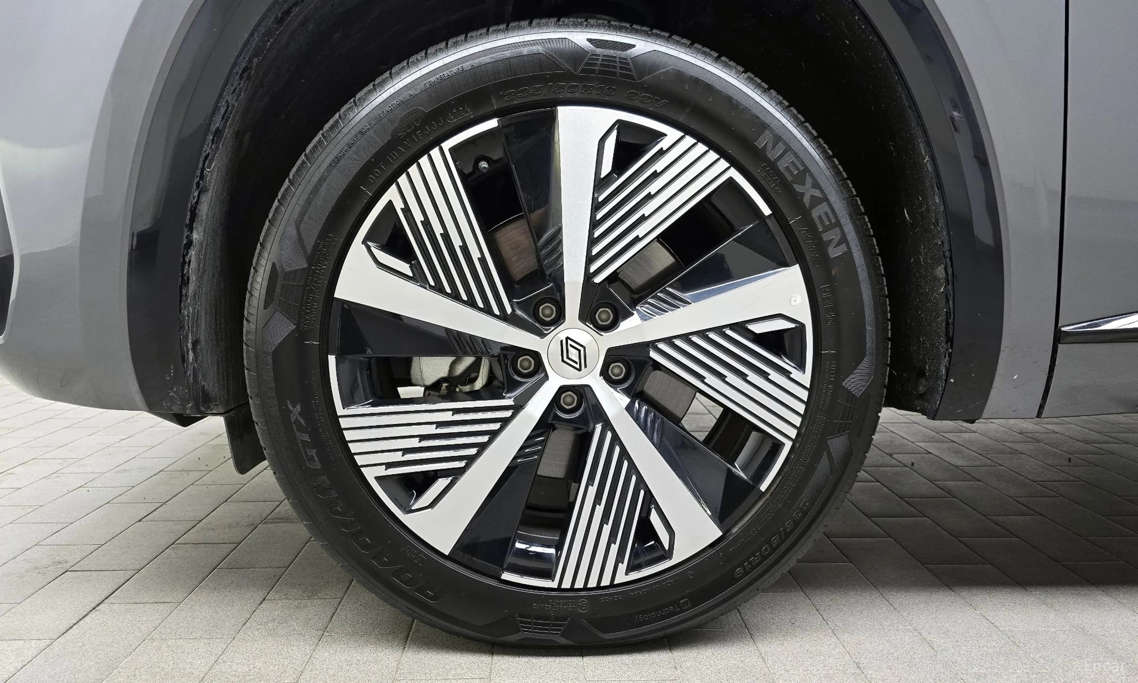 Grang Koleos