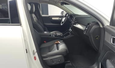 XC40