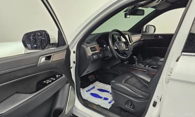 G4 Rexton