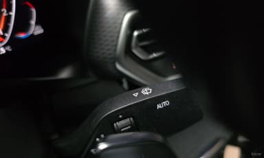 X4 (G02)
