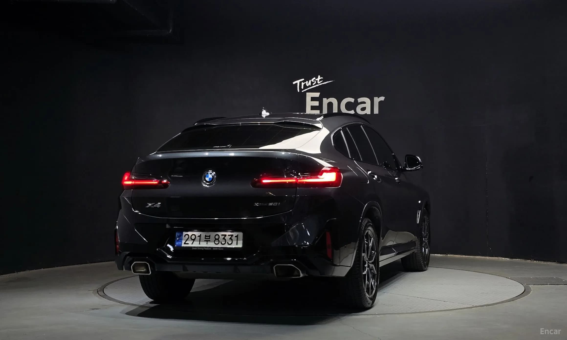 X4 (G02)