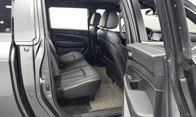Rexton Sports Khan