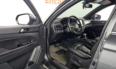 Rexton Sports Khan