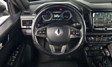 Rexton Sports Khan