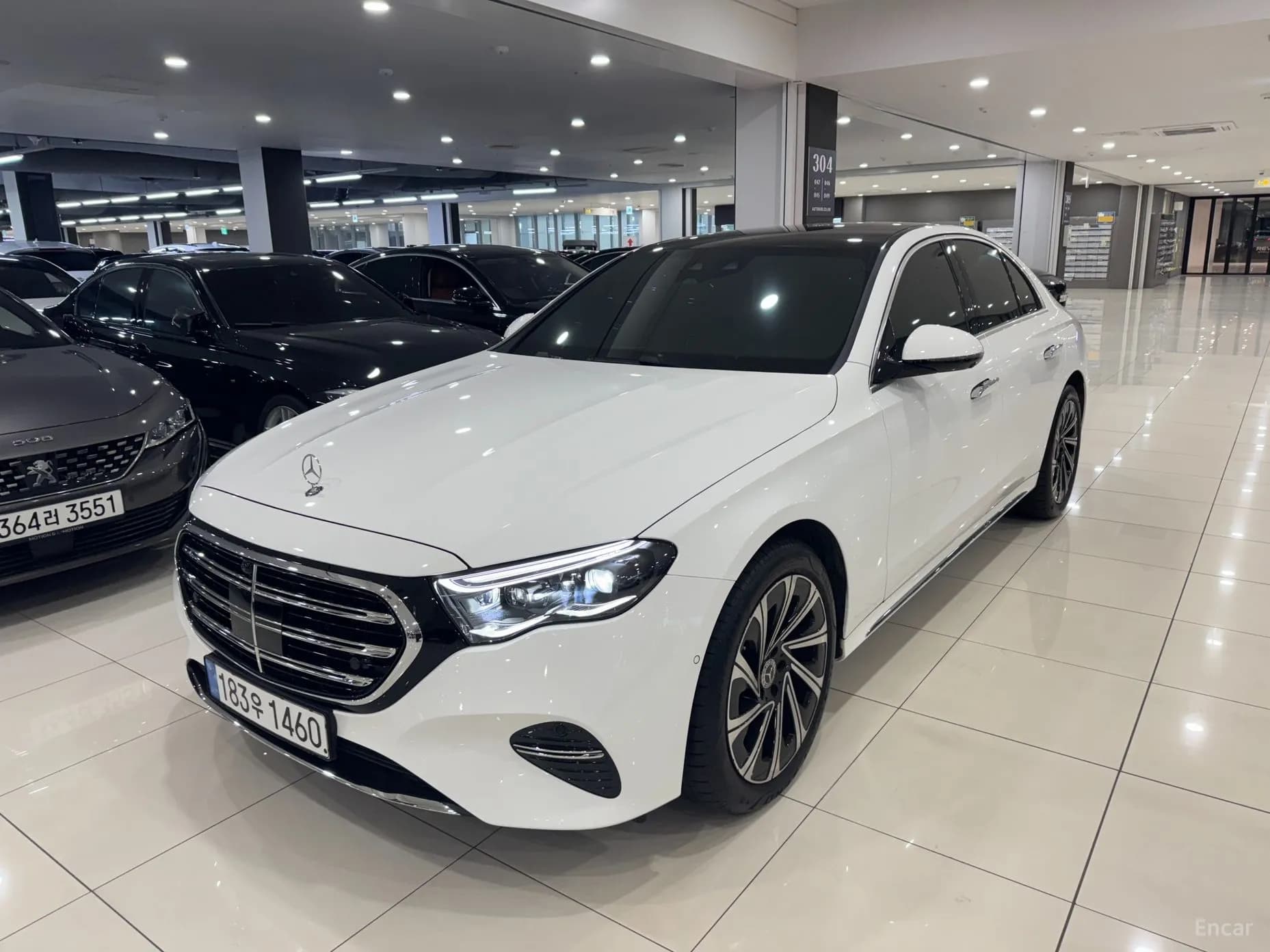 E-Class W214