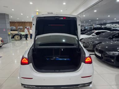 E-Class W214