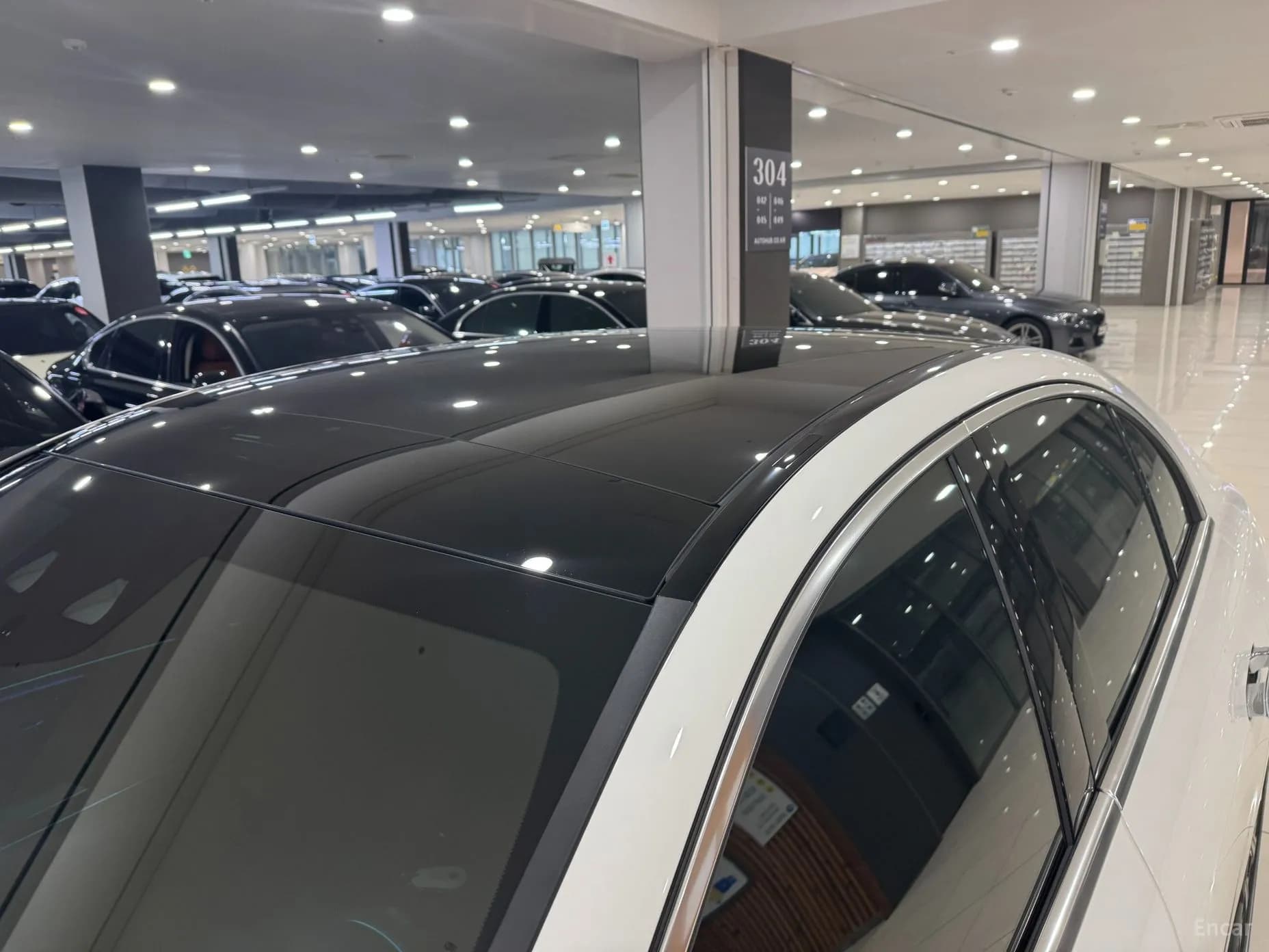 E-Class W214