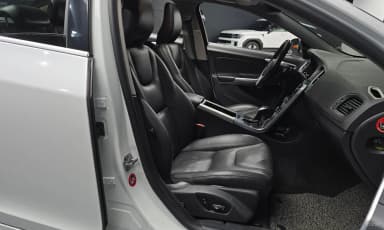 S60
