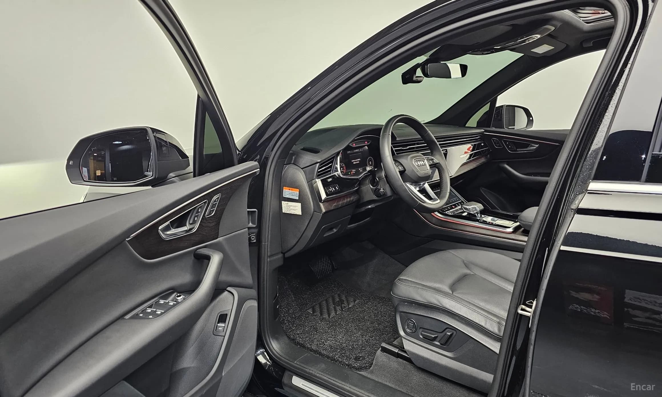 Q7 (4M)