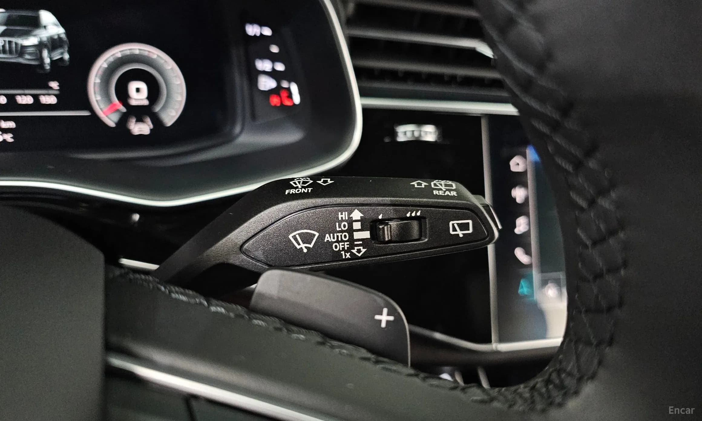 Q7 (4M)