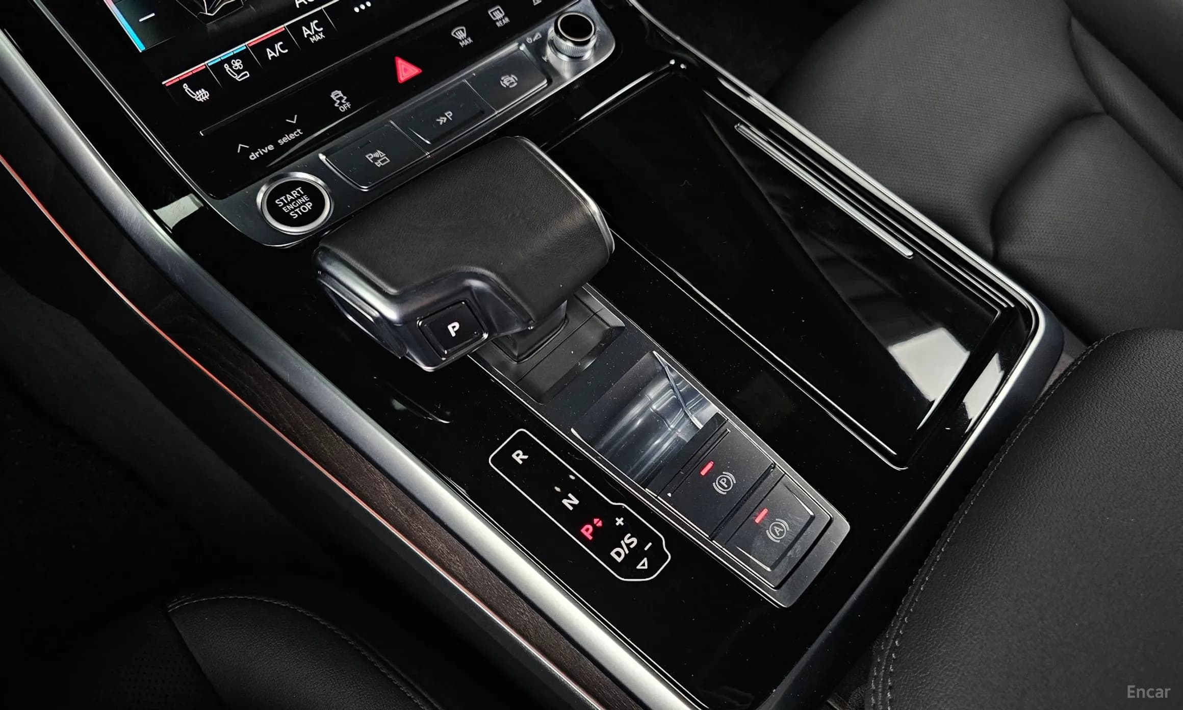 Q7 (4M)