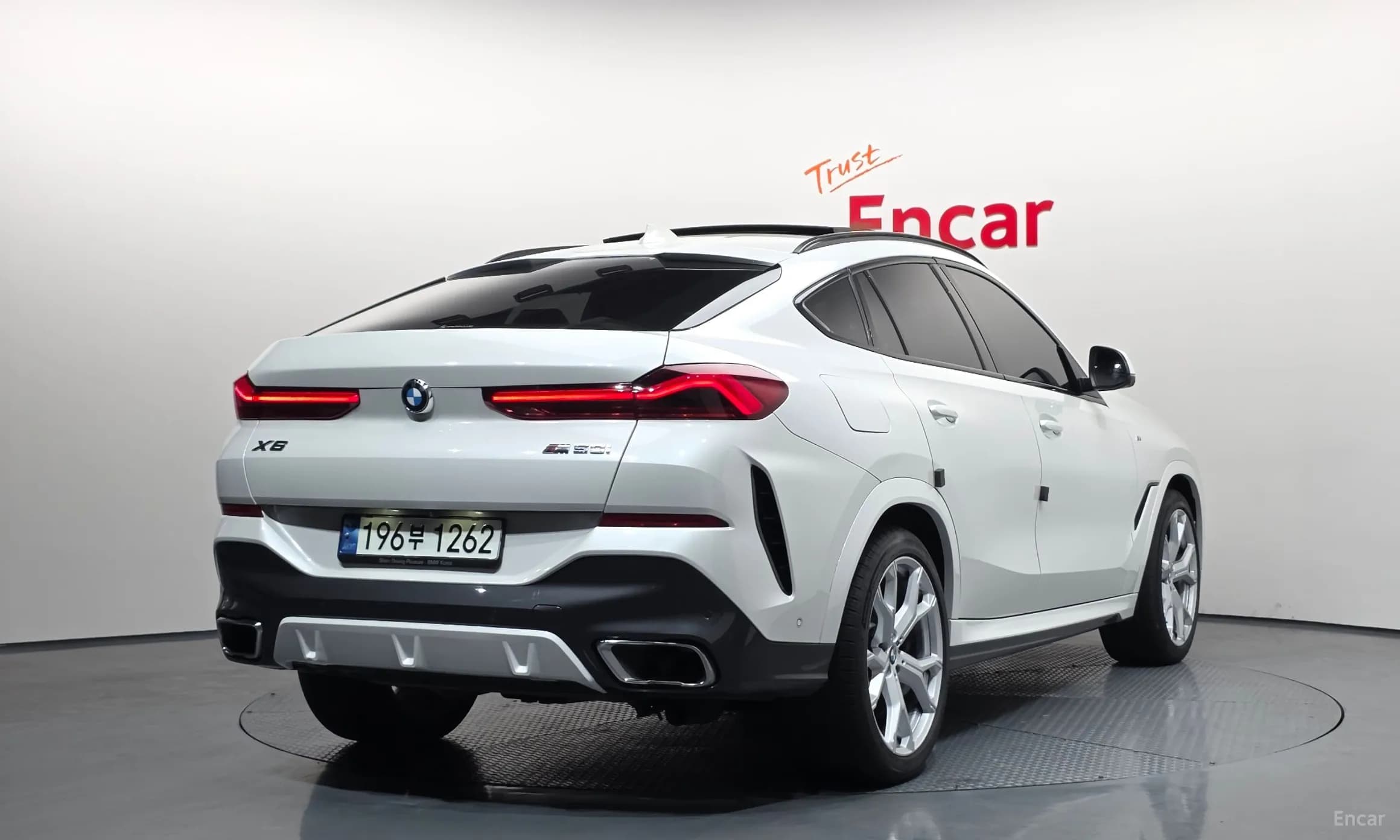 X6 (G06)