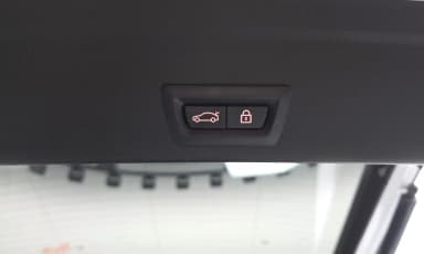 X6 (G06)