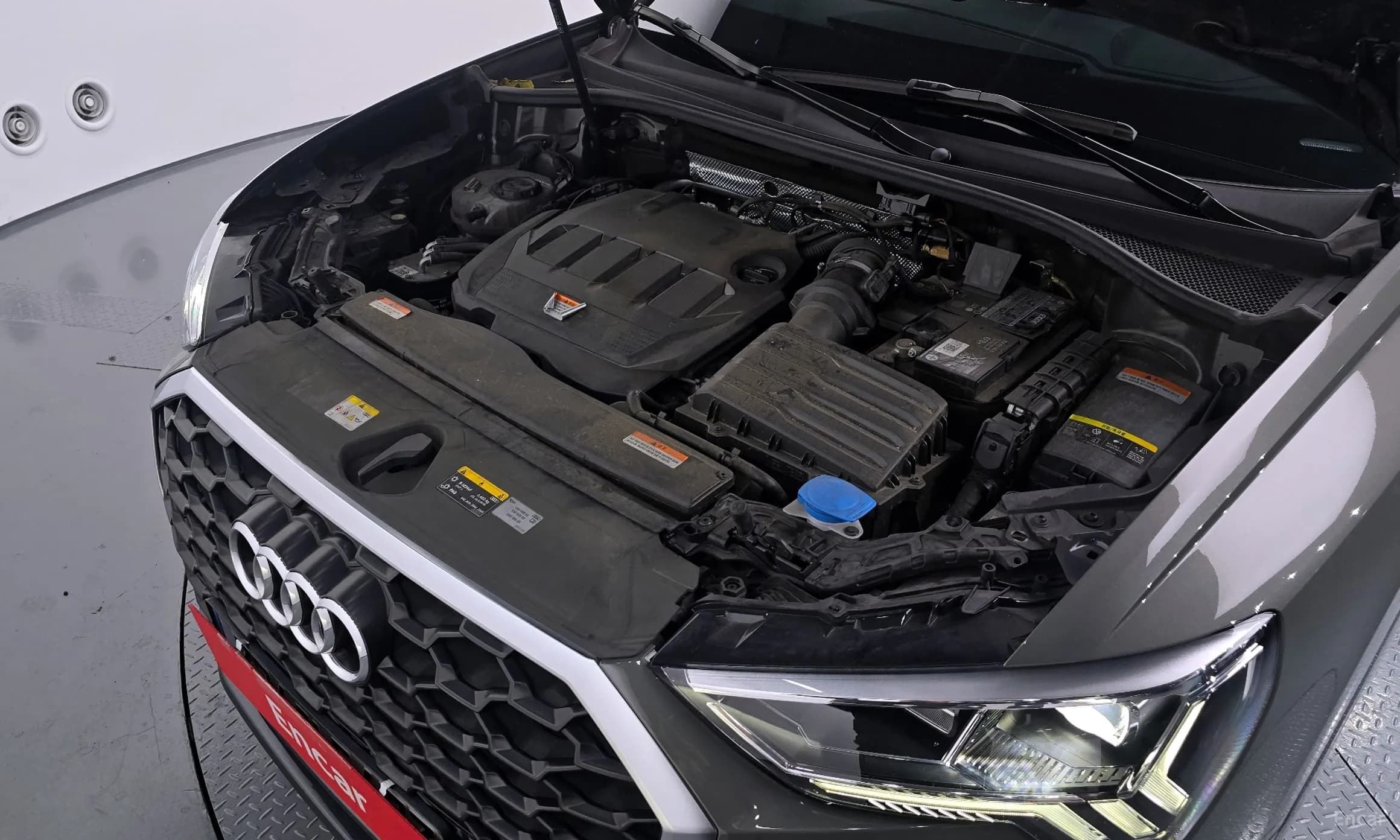Q3 (F3)