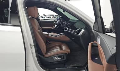 X6 (G06)