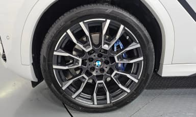 X6 (G06)