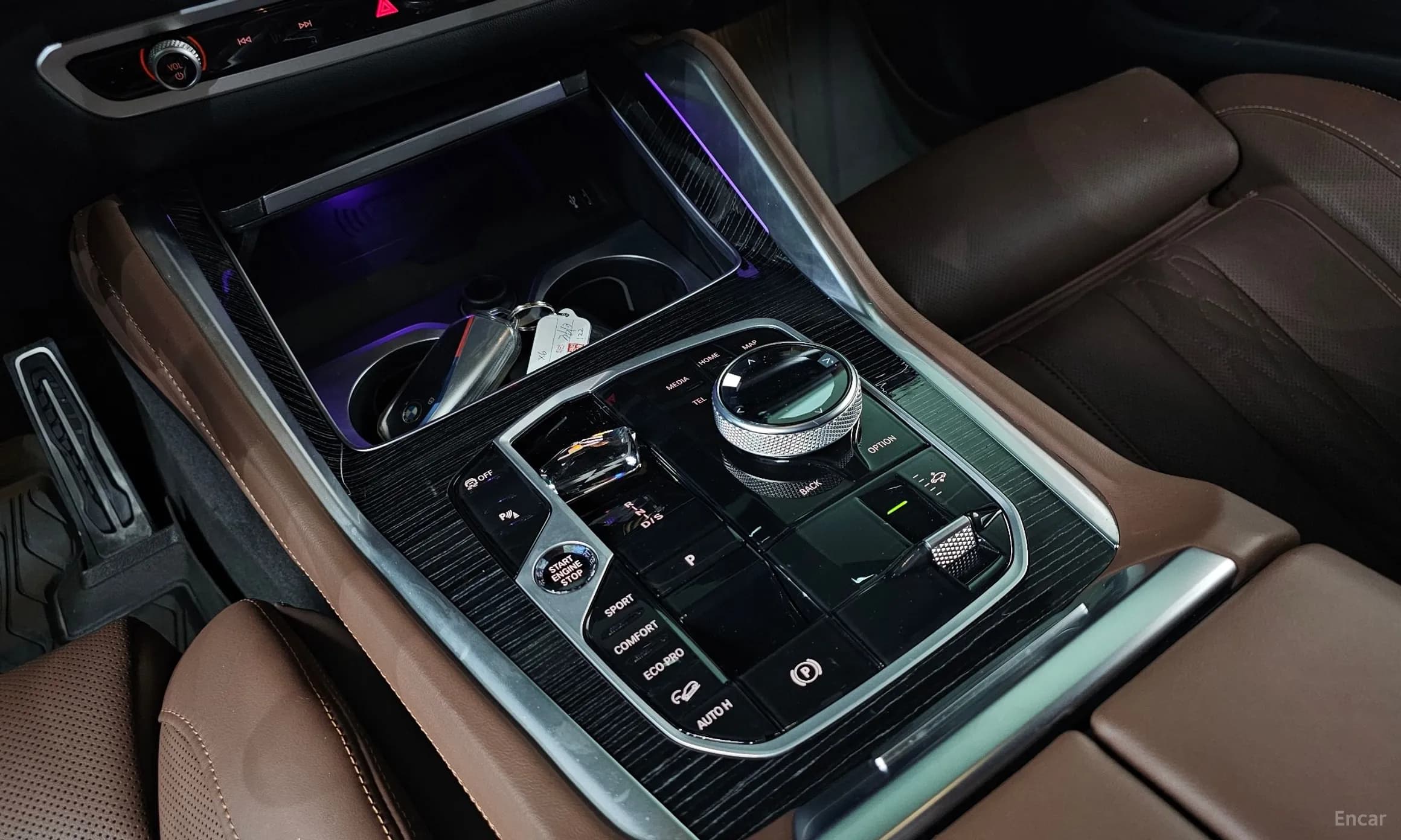 X6 (G06)