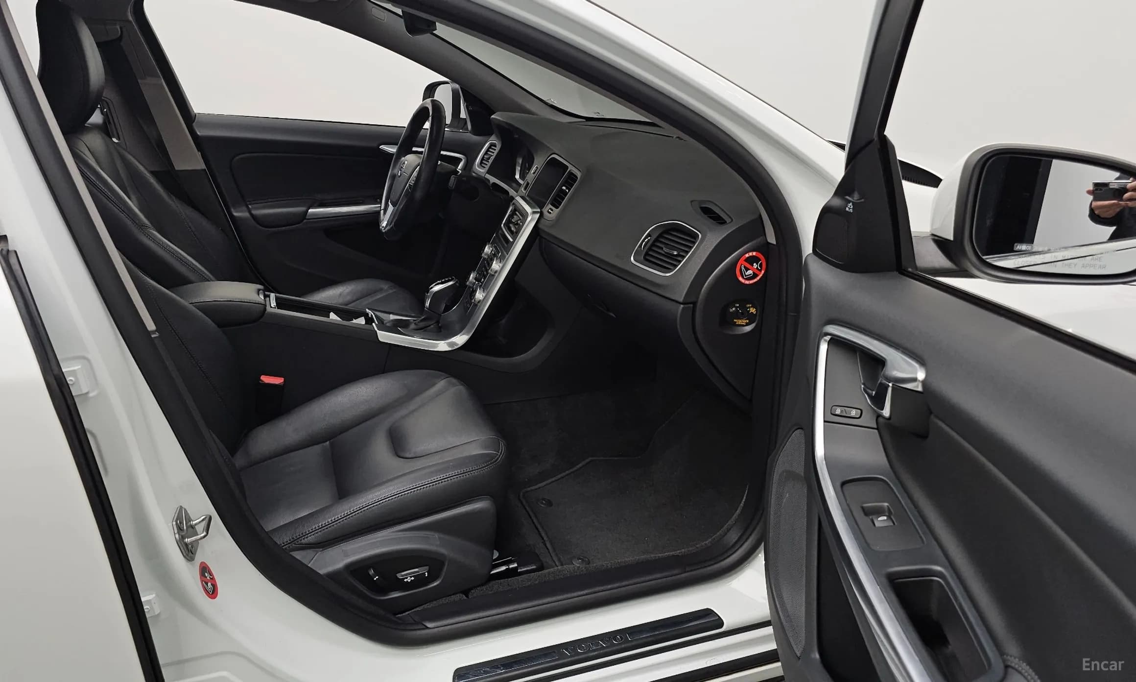 S60