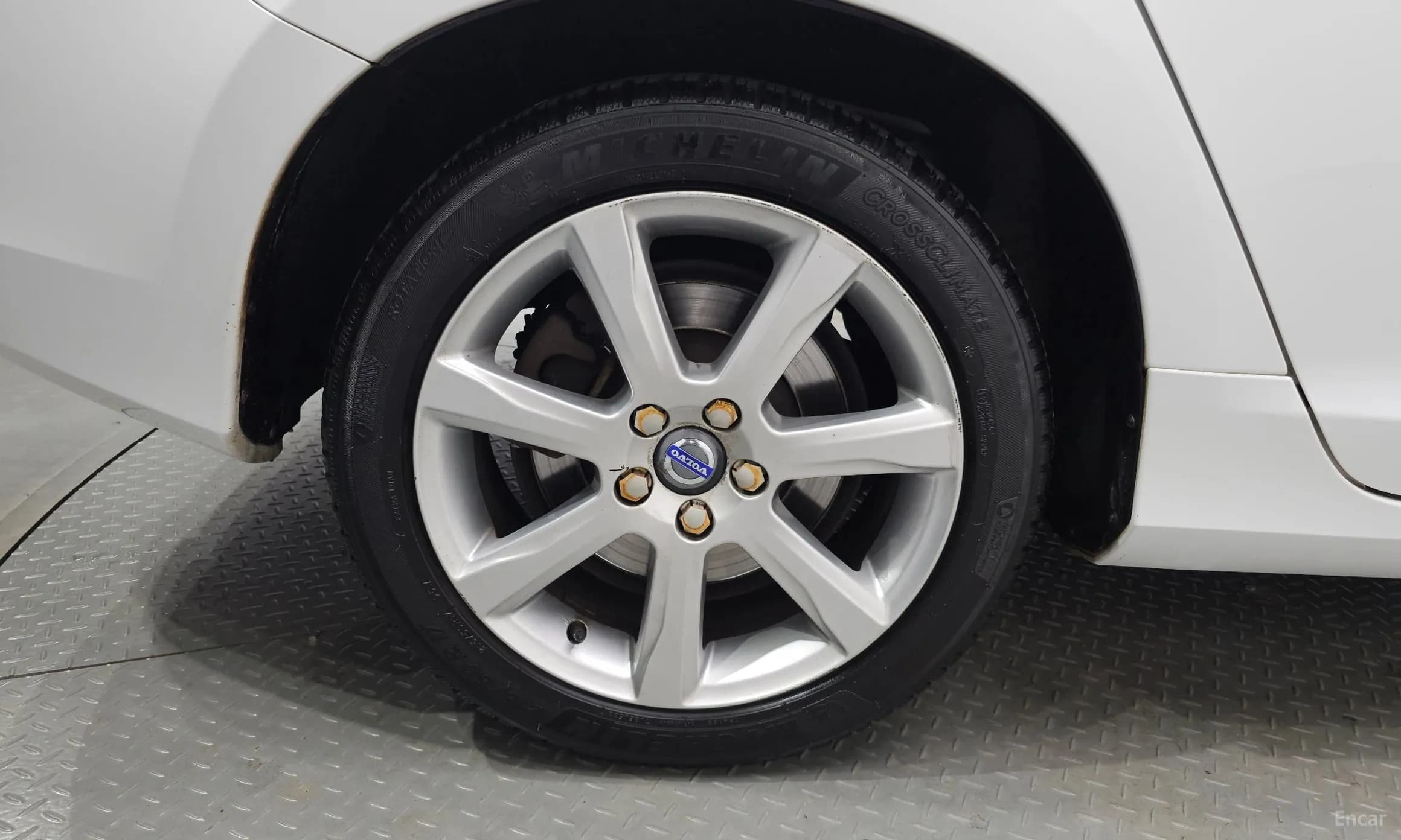 S60