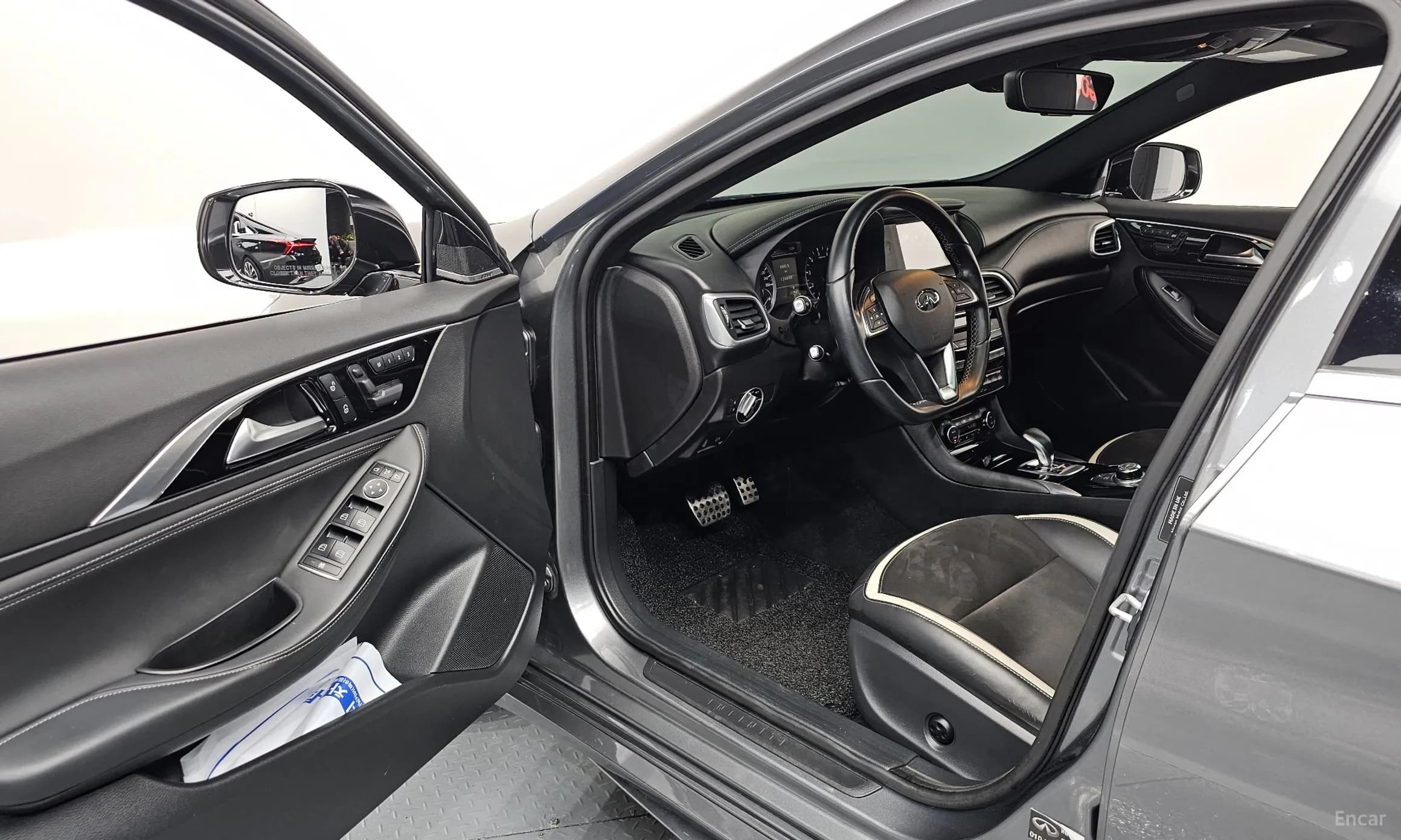 Q30