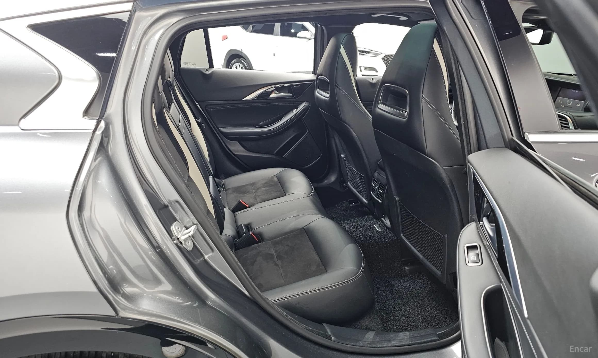 Q30