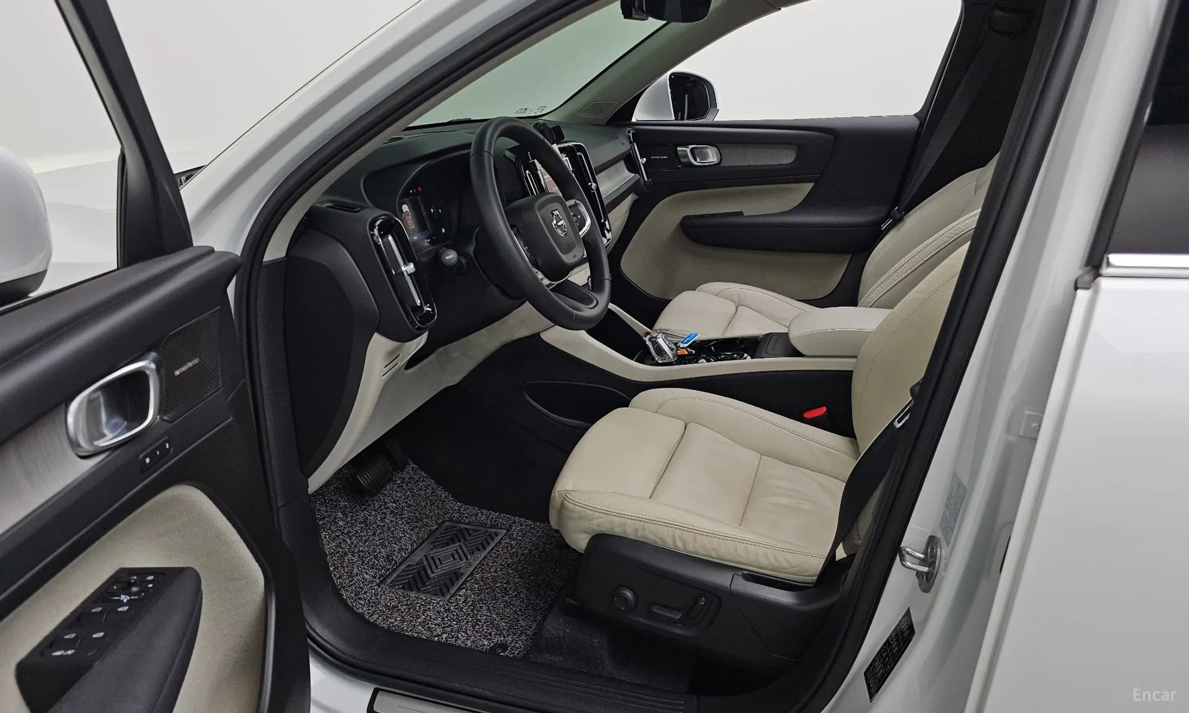 XC40