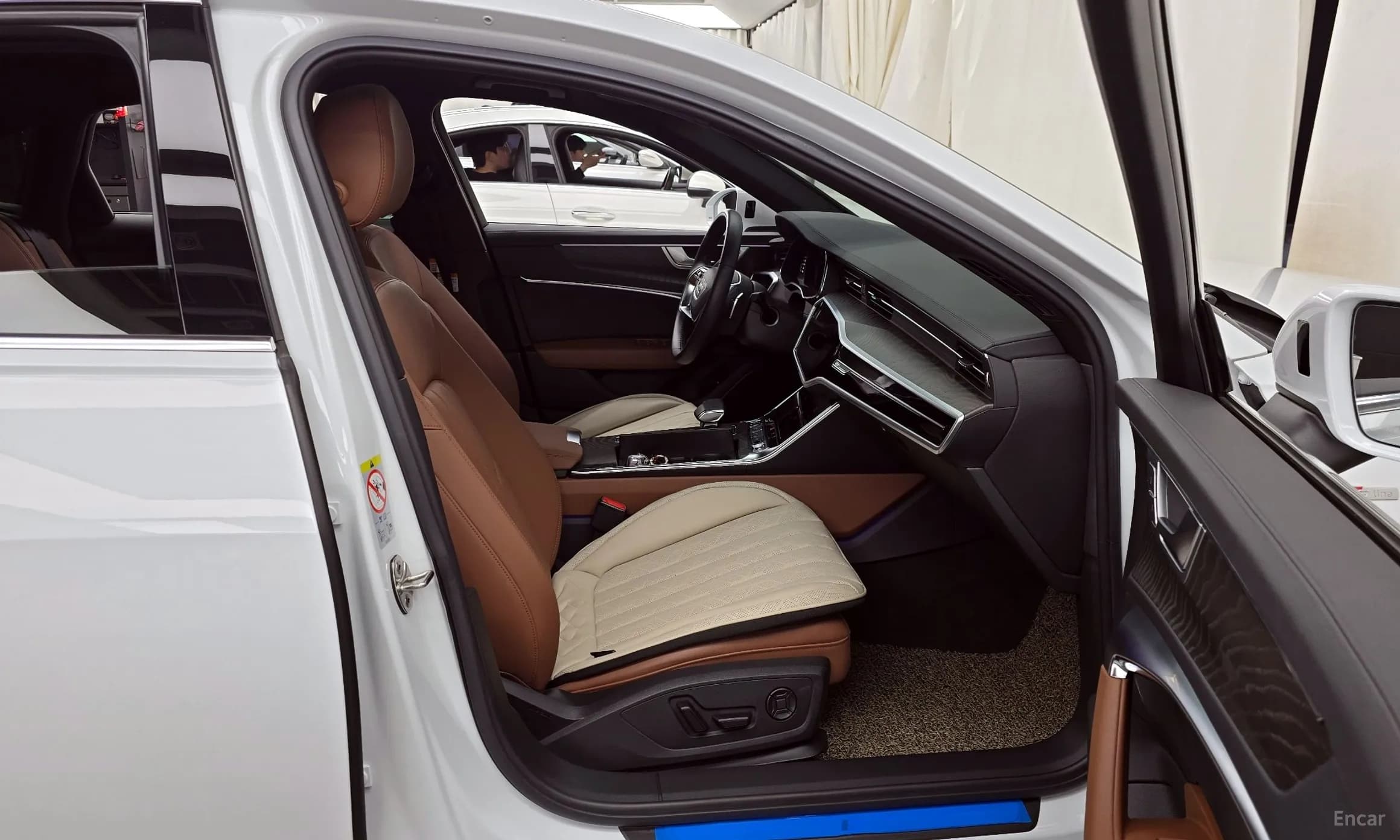 A6 (C8)