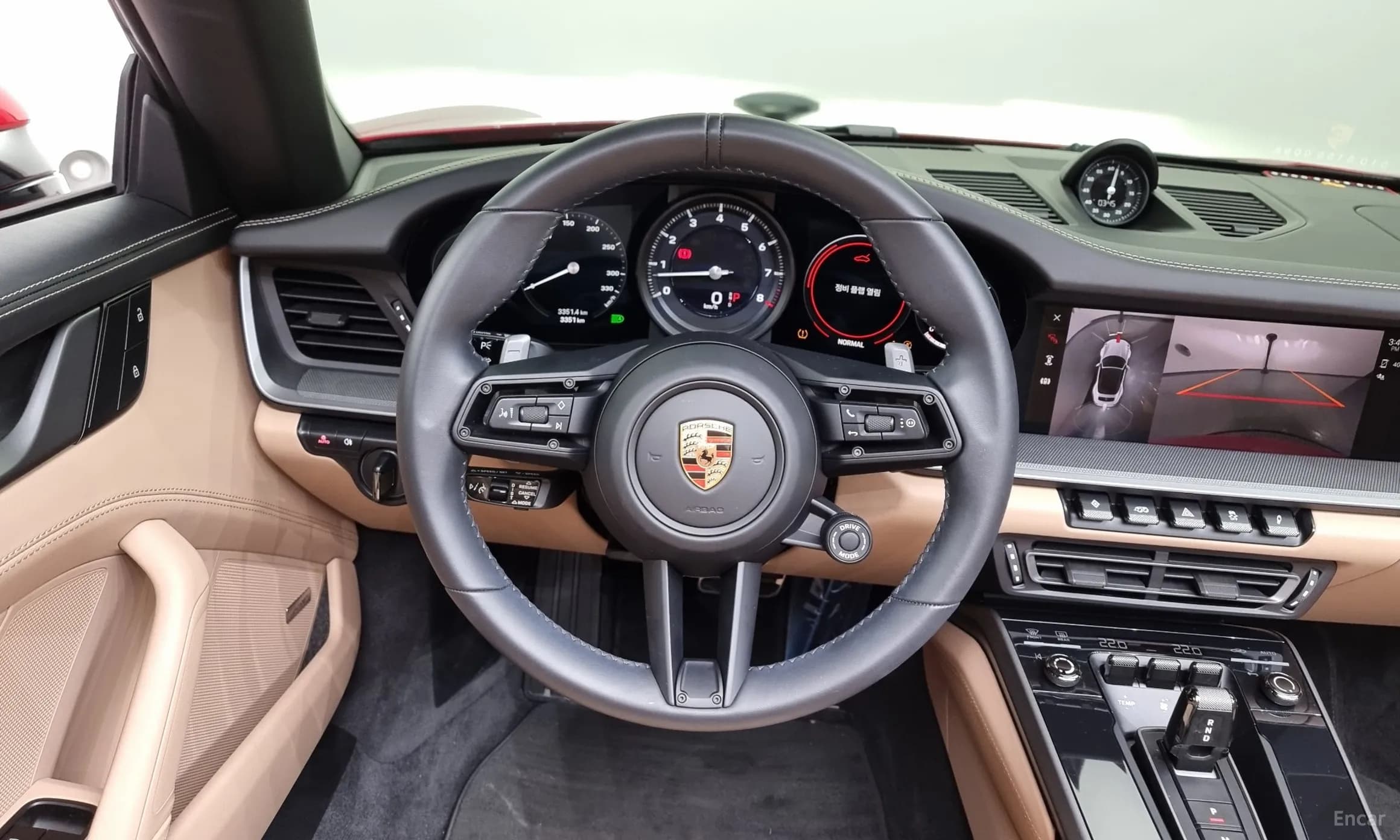 911 (992)