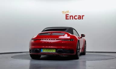 911 (992)