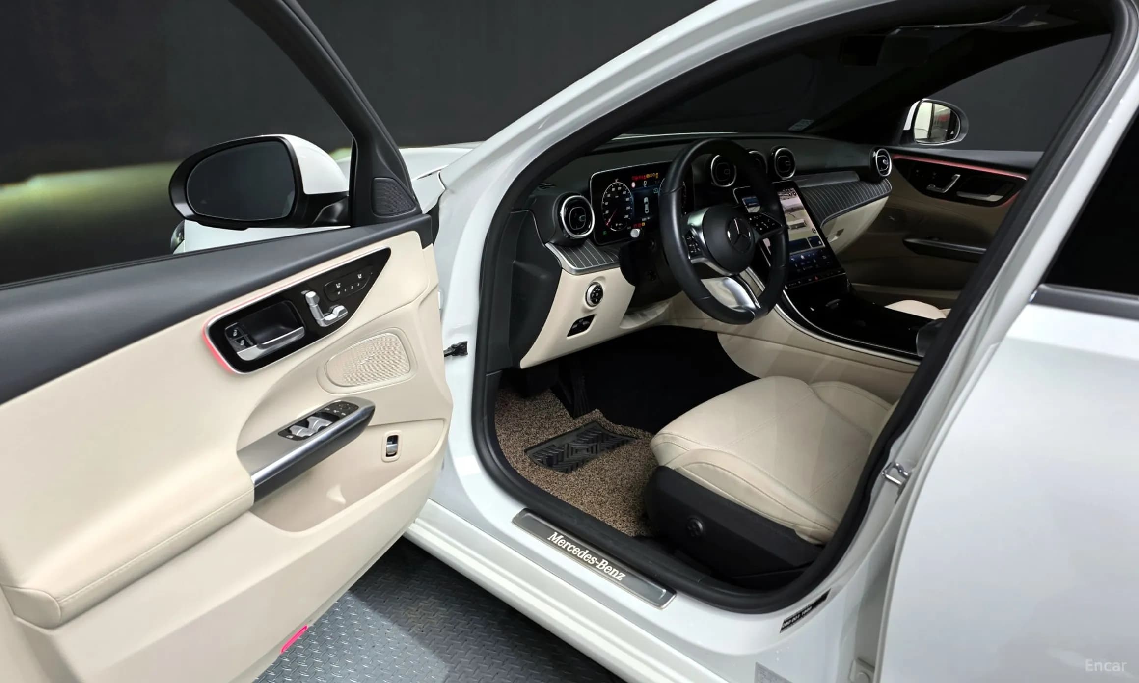 C-Class W206