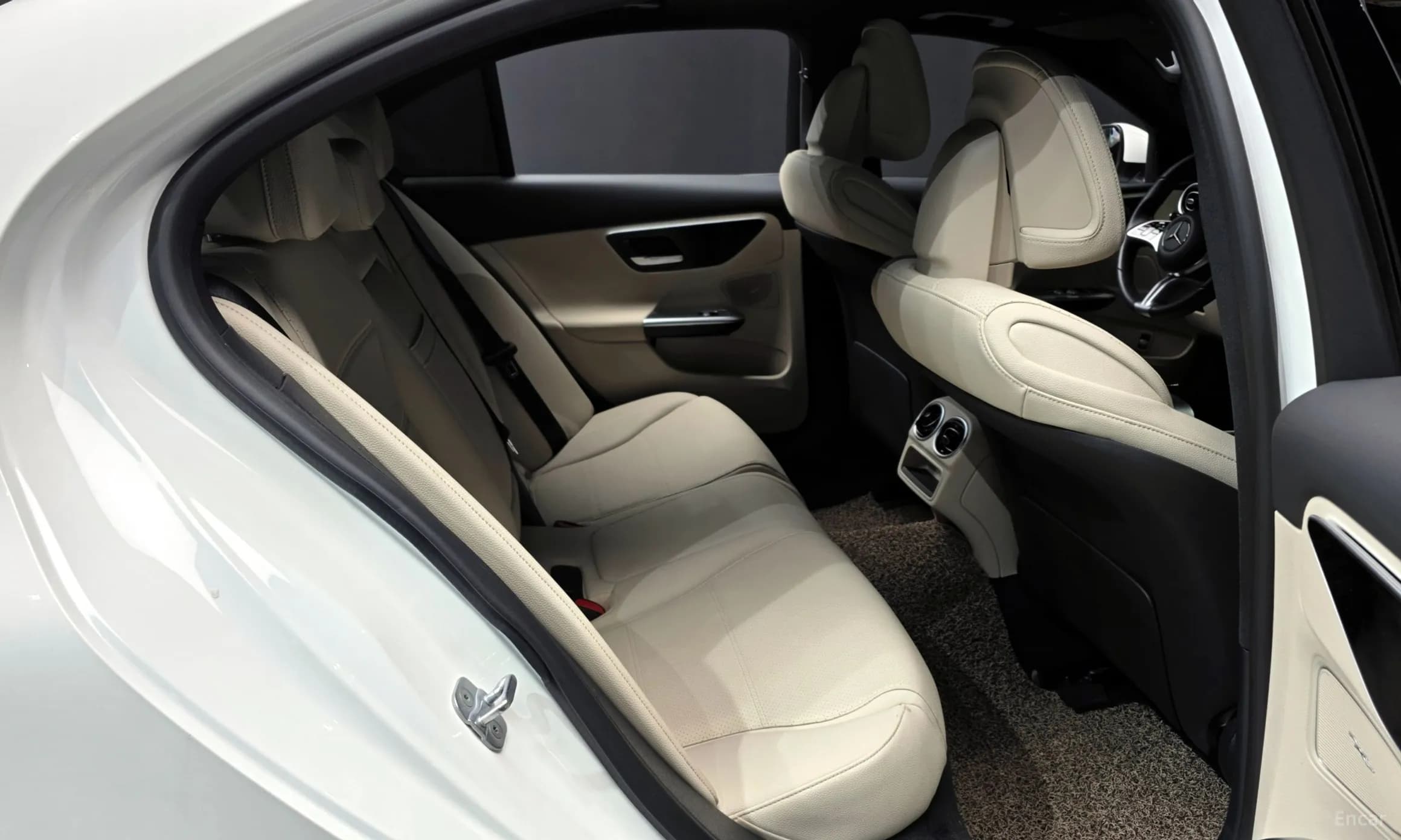 C-Class W206