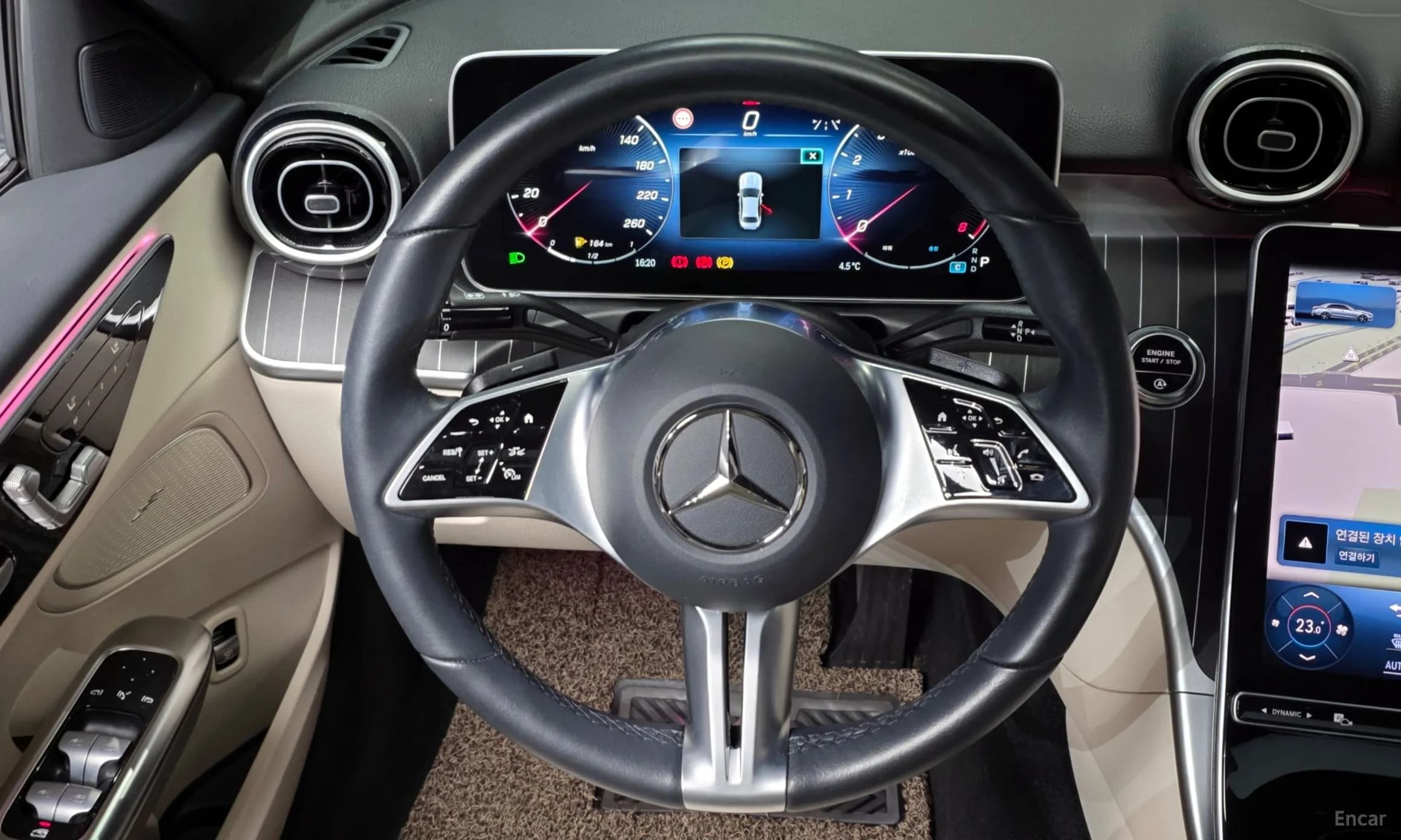 C-Class W206