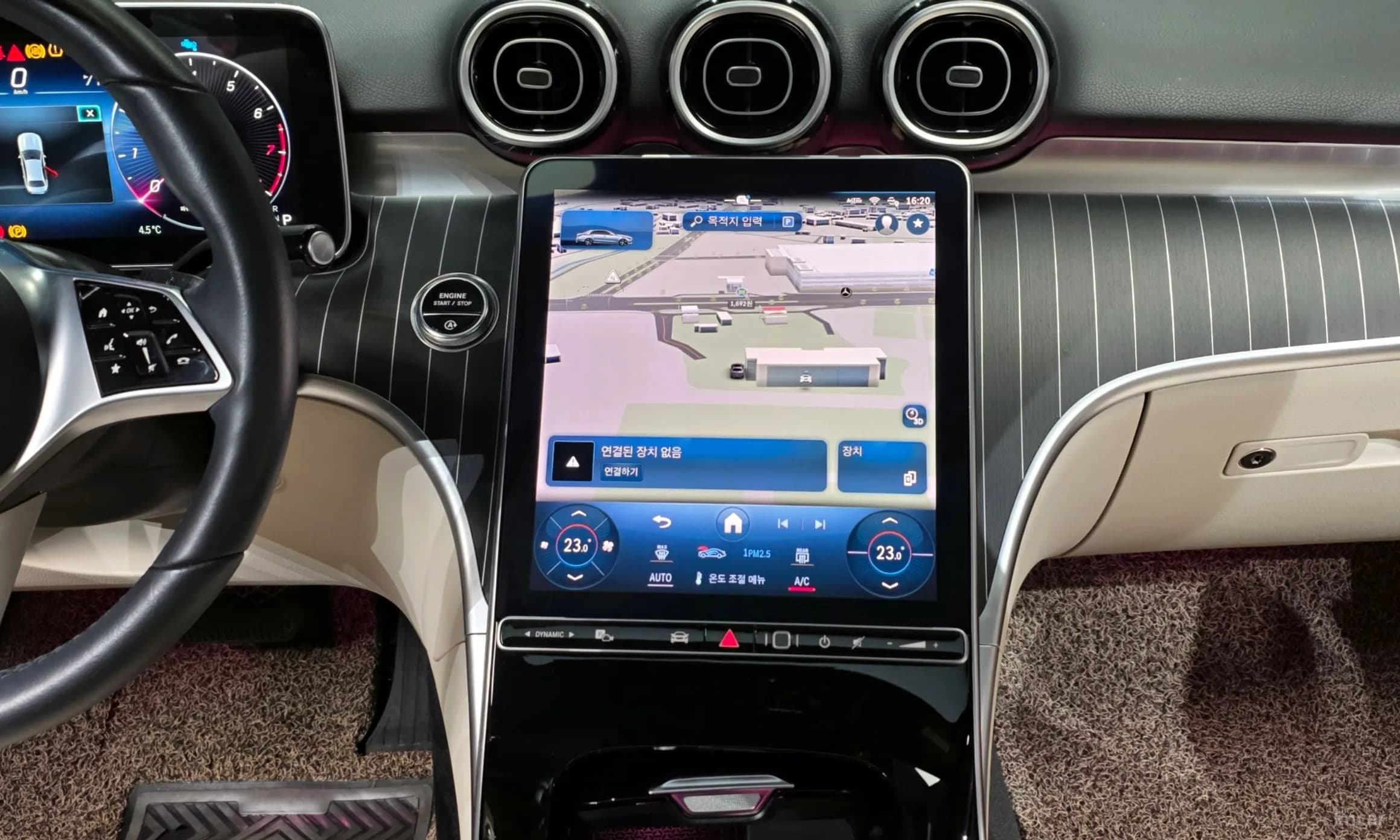 C-Class W206
