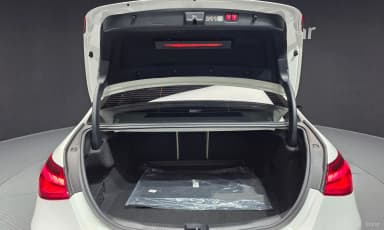 C-Class W206