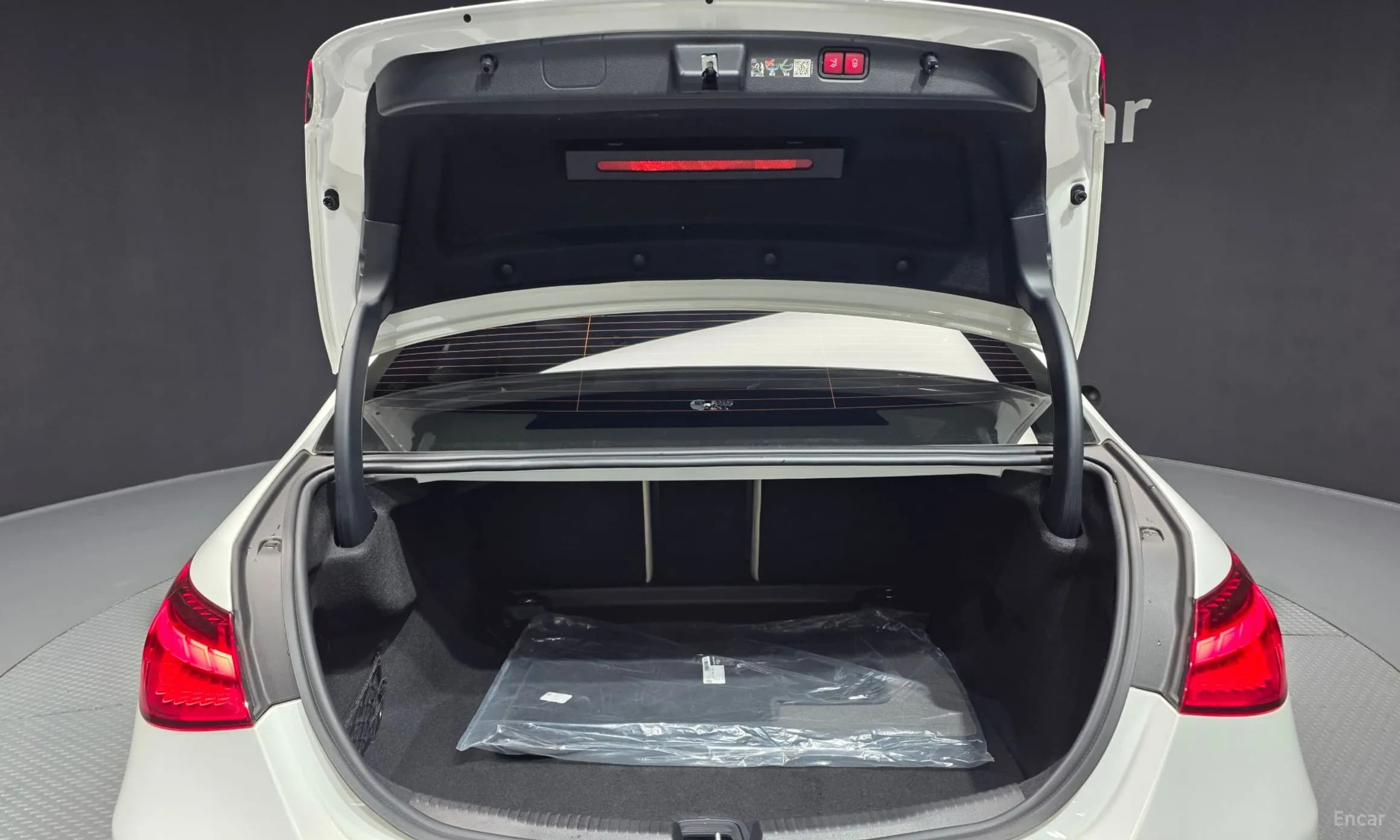C-Class W206
