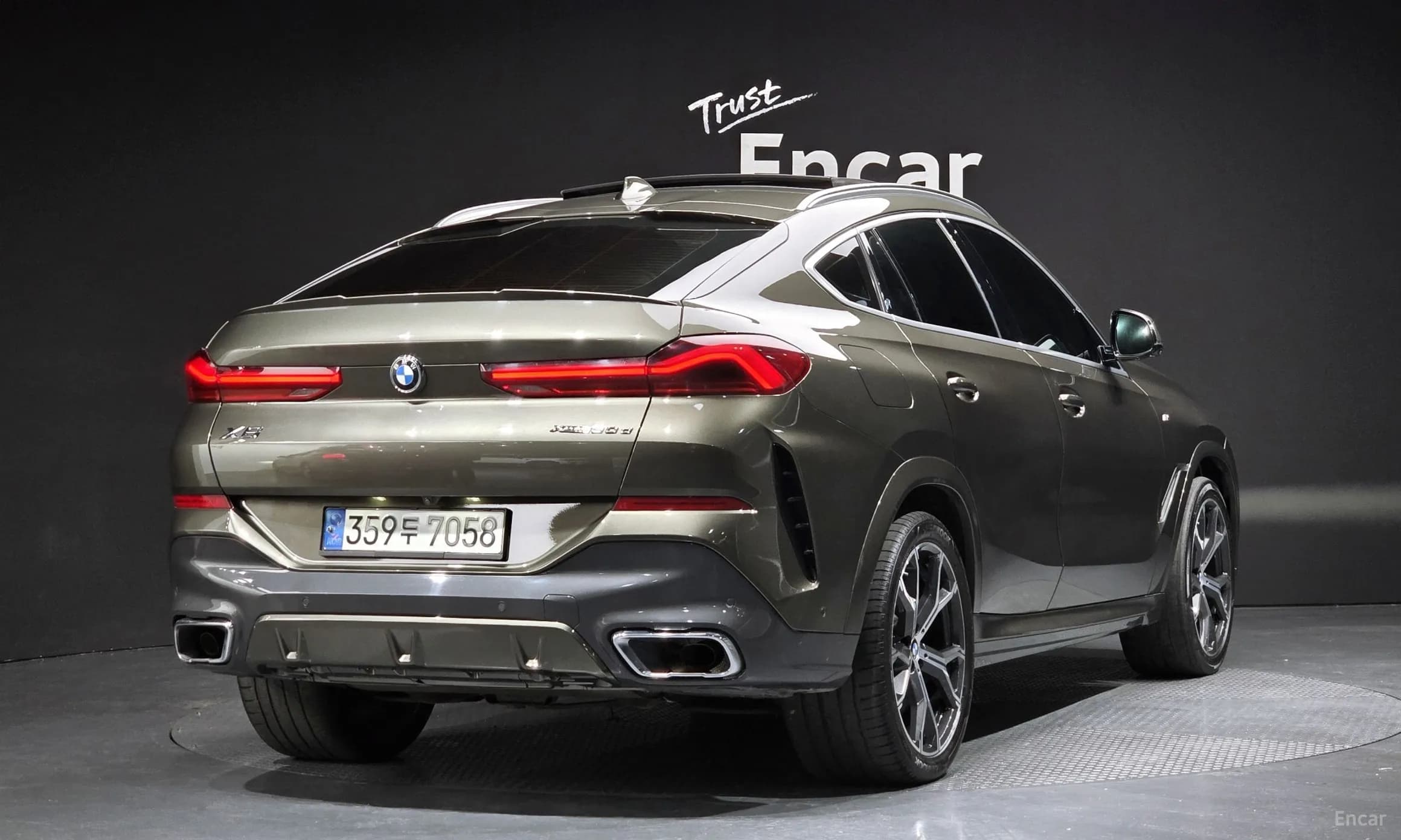 X6 (G06)