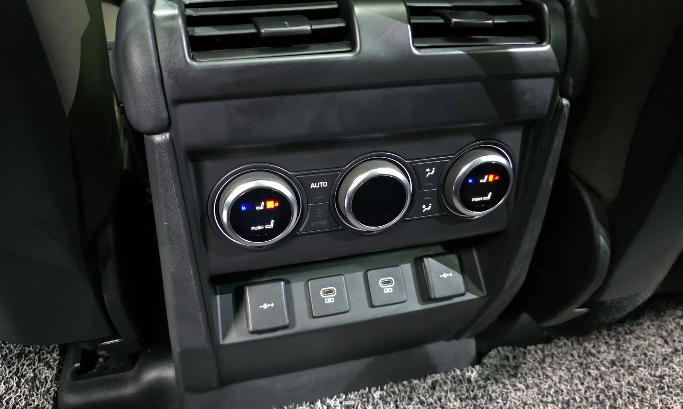 Defender (L663)