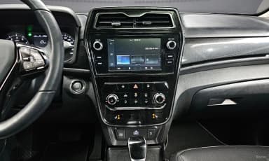 Berry New Tivoli