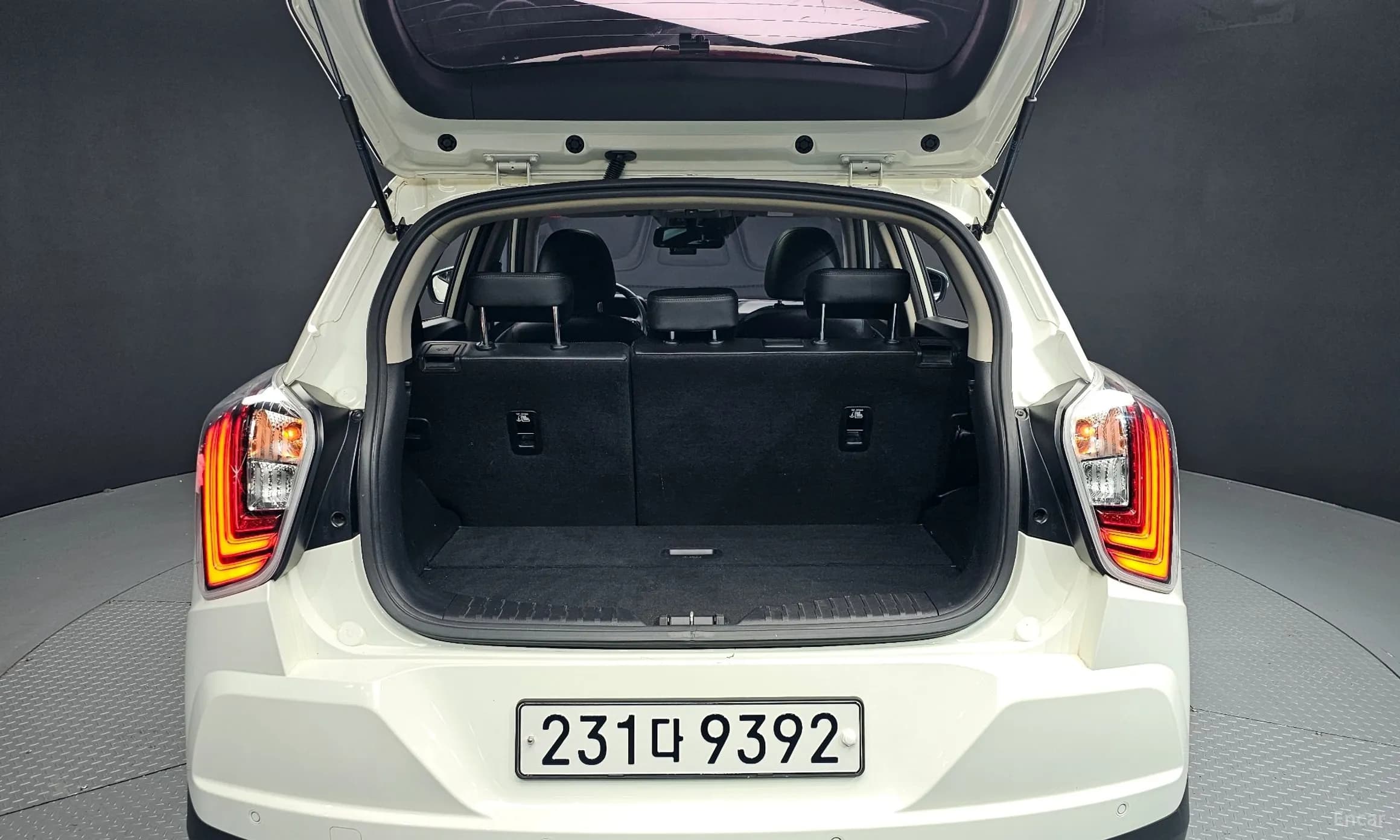 Berry New Tivoli