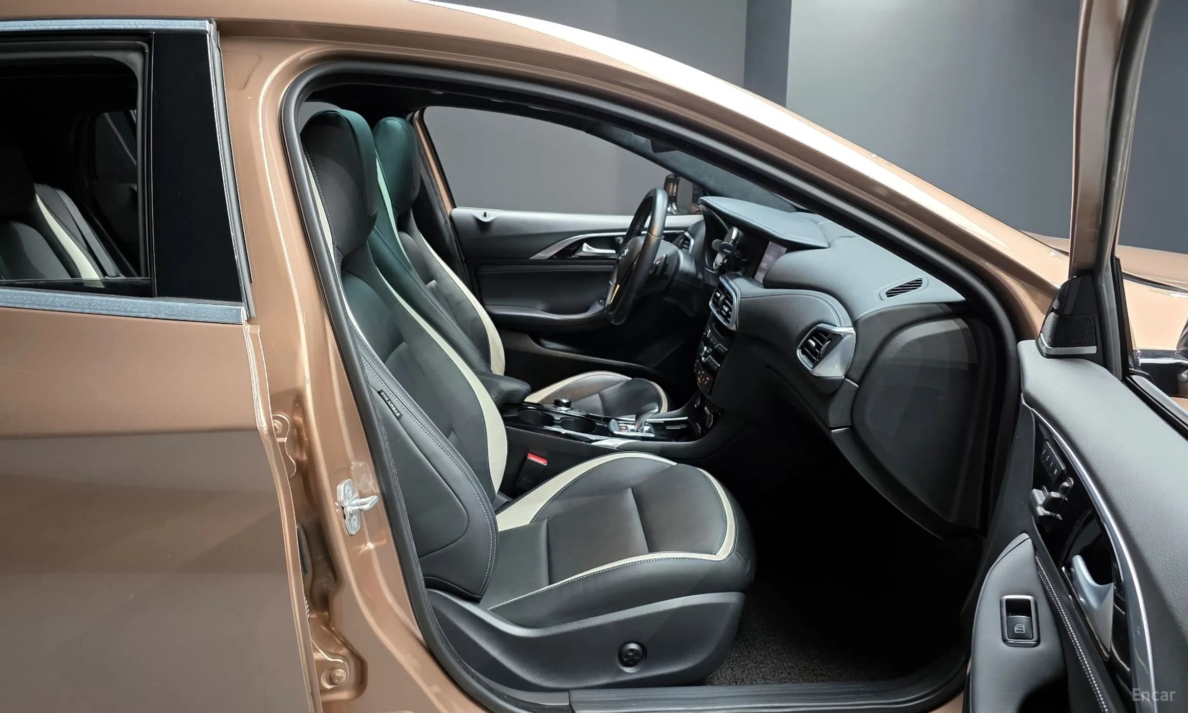 Q30